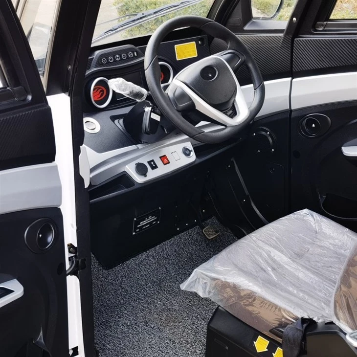 EEC Approved Refrigerated Van Box Clod Chain Electric Food Cart Delivery Transport Truck